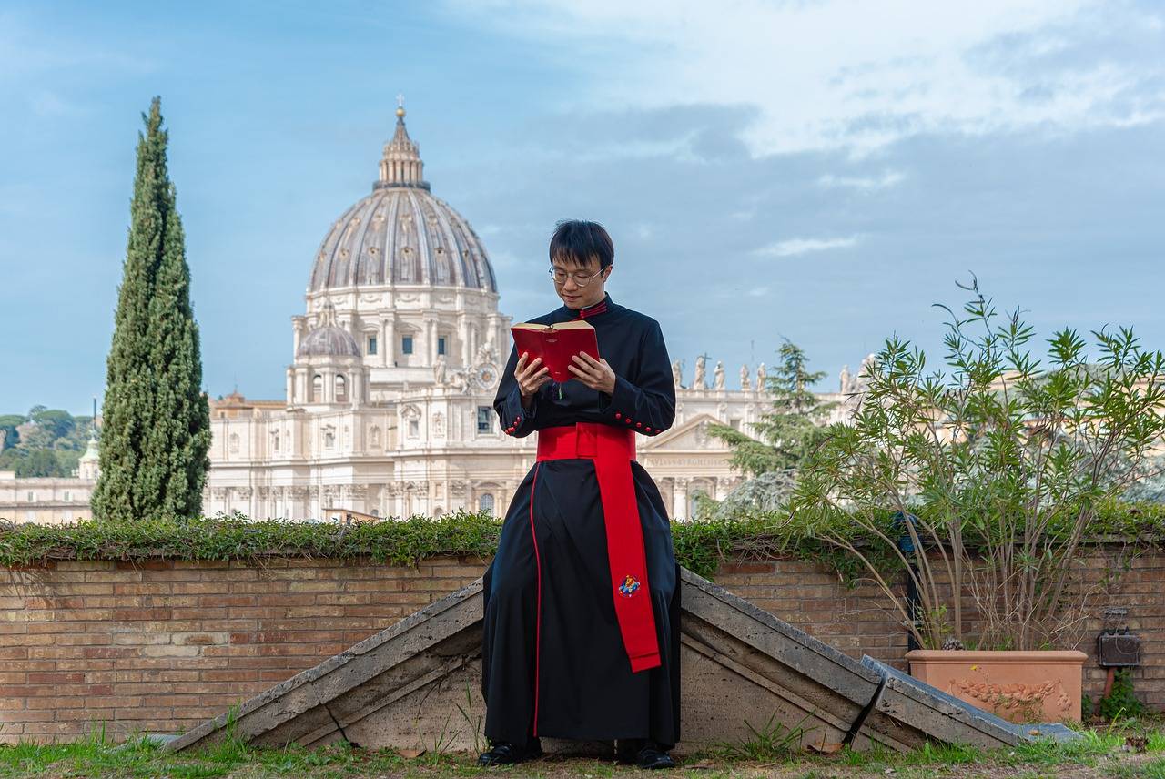 The Role of National and International Education Rankings